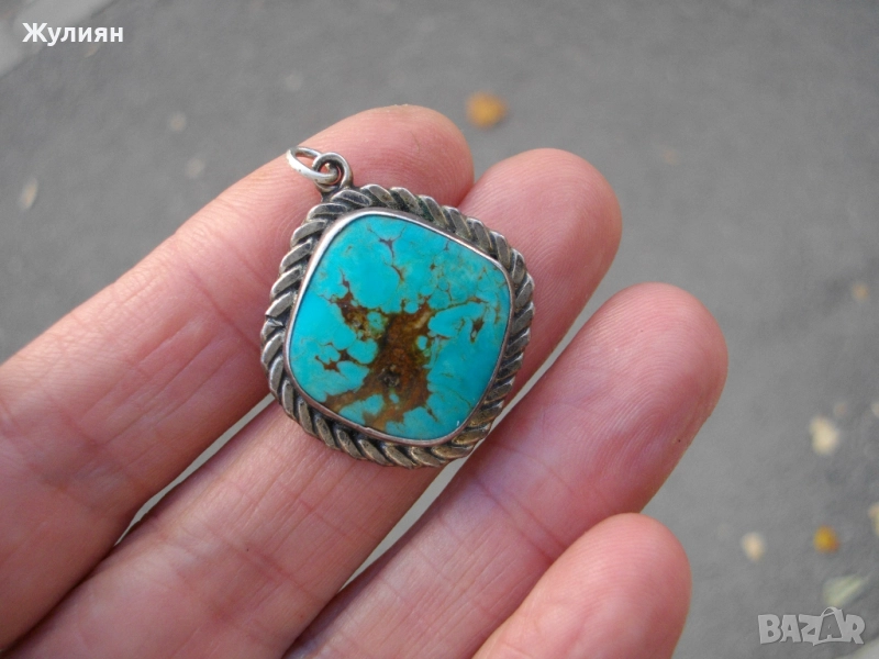 СТАРА СРЕБЪРЕНА ВИСУЛКА С ТЮРКОАЗ , снимка 1
