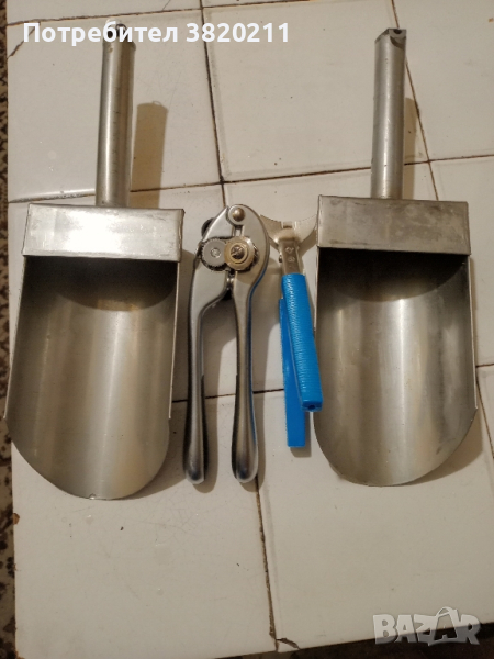 Продавам деве лопатки от хром никел и две отварачки., снимка 1