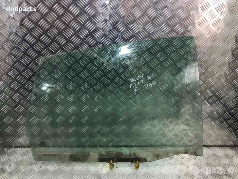 Задно дясно стъкло Nissan Almera Tino,2000г., снимка 1