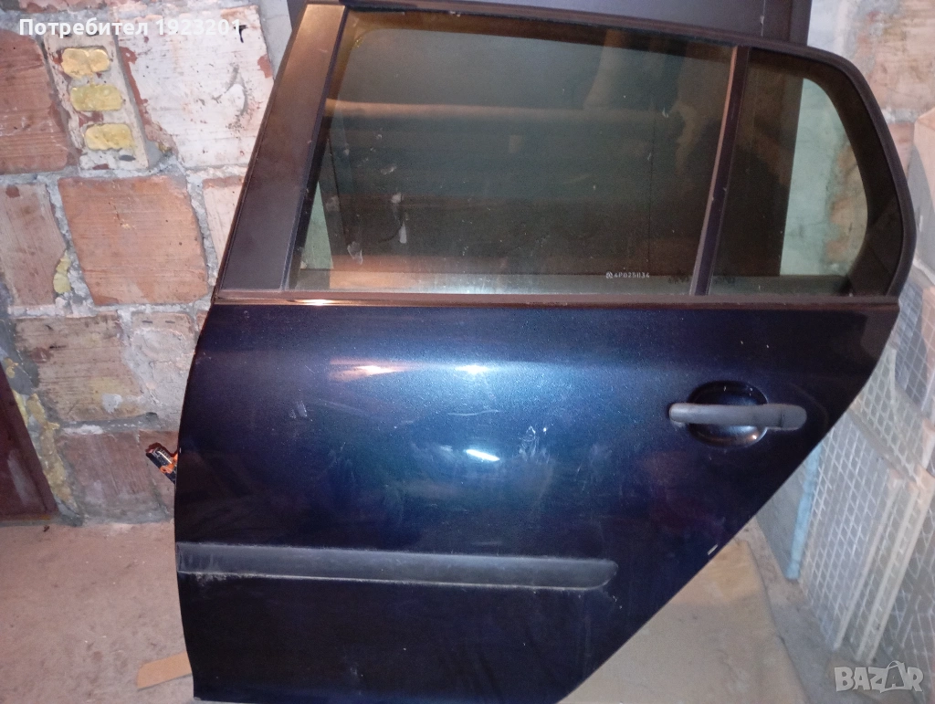 Врата задна лява за голф мк5 производство 2003-2008г., снимка 1