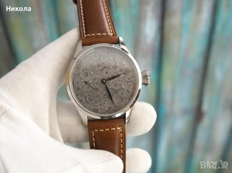 Мехеничен часовник с дамасков циферблат, ръчно навиване, снимка 1