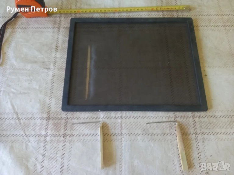 Филтър за монитор, повреден. , снимка 1