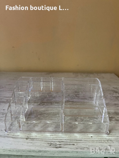 Прозрачна поставка за гримове и лакове на няколко етажа с разлимни по големина кутийки ❤️, снимка 1