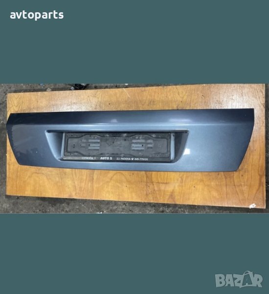 Citroen c4 picasso 2009година Кора с механизъм отваряне багажник, снимка 1