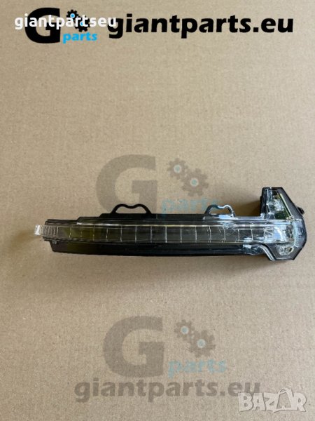 Индикатор огледало за АУДИ А5 AUDI A5 десен , 8W0949102, снимка 1