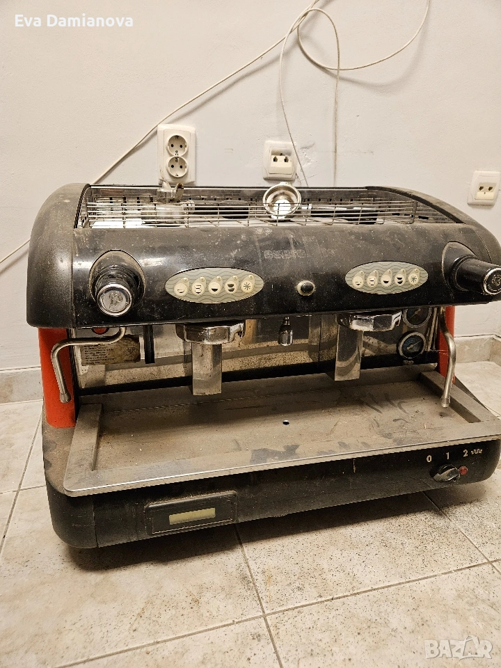 продавам кафемашина, снимка 1