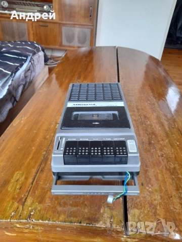 Стар касетофон Meridia TC 801