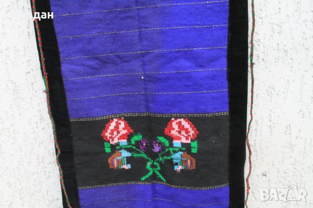 Нова вълнена бродирана престилка, снимка 4 - Антикварни и старинни предмети - 40157592