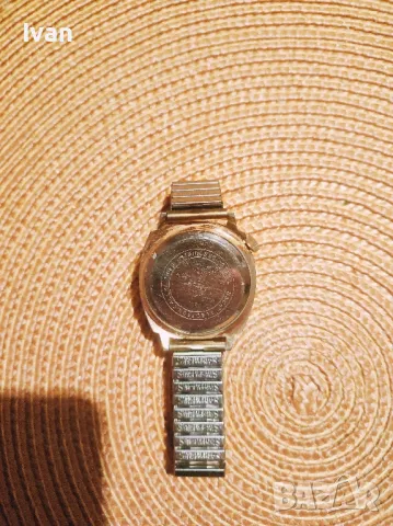 Продава швейцарски часовник , снимка 3 - Мъжки - 48324673