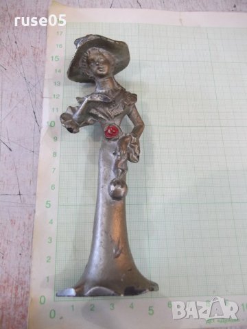 Фигура стара метална на градска жена от хайлайфа - 322 гр., снимка 2 - Други ценни предмети - 34660666