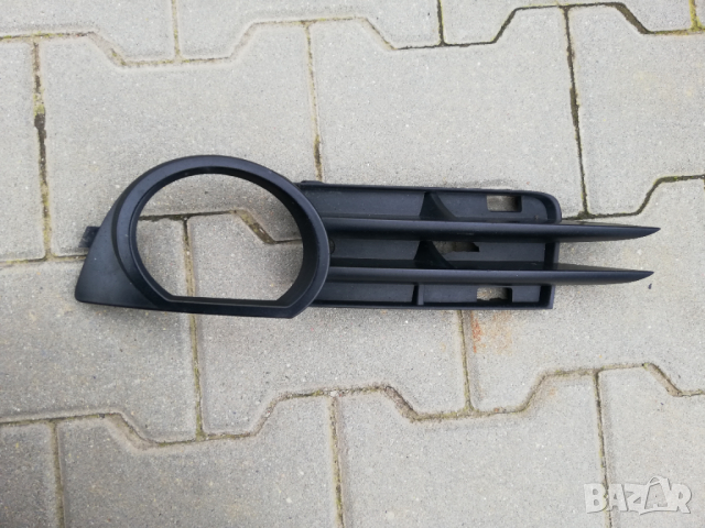 Решетка на халогенен фар за Ауди А 3 лява, снимка 2 - Части - 44762290