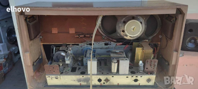 Старо лампово радио Grundig 3365, снимка 10 - Антикварни и старинни предмети - 51101329