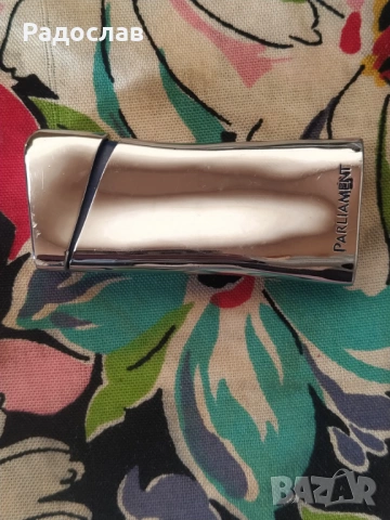 газова запалка Parliament , снимка 3 - Запалки - 53804646