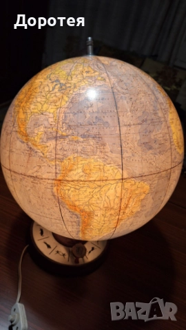 Стар светещ глобус, снимка 5 - Антикварни и старинни предмети - 52600795