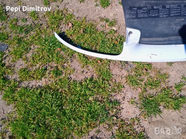 Решетка преден капак ,маска Renault Clio II Hatchback (09.1998 - 09.2005), снимка 4 - Части - 50014774