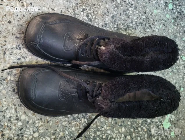 Продавам мъжки обувки боти
 Номер 43  олекотени с подплата
Като нови , снимка 2 - Мъжки боти - 50040929