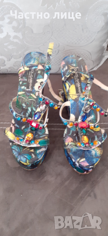 Дамски обувки и сандали