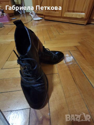 Обувки на GiAnni , снимка 4 - Дамски ежедневни обувки - 36252808