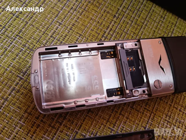 Истински мобилен телефон Vertu Signature M, снимка 15 - Vertu - 50098117