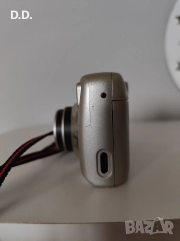 Лентов фотоапарат Yashica Zoomate 70, снимка 3 - Фотоапарати - 53008661