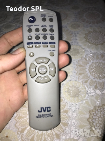 Дистанционно JVC RM-SMXJ100E, снимка 1 - Аудиосистеми - 44829423