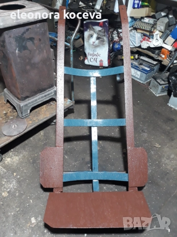 Количка за варели и бидони