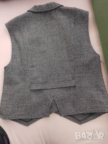 Дамска жилетка без ръкави от плат, снимка 2 - Жилетки - 48546019