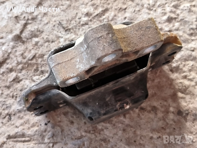 Тампон двигател за Голф 5 Ауди А3 Пасат Туран VW Golf 5 Audi A3 8P Passat Touran Jetta 1K0199555, снимка 2 - Части - 52644514