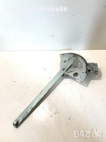 Ляв стъклоповдигач за Mercedes 1117 Ecopower 4-цилиндров (1997) , снимка 2 - Части - 53860554