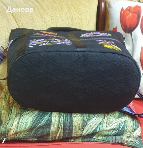 Дамска чанта с бродерия , снимка 6 - Чанти - 52891111