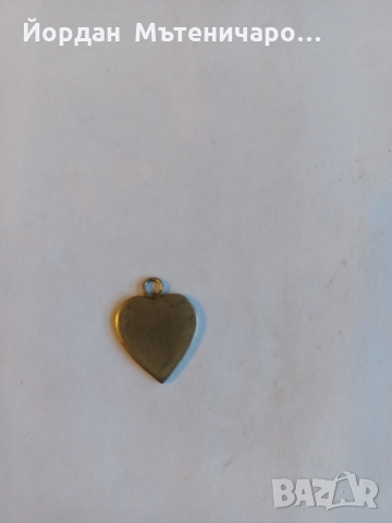 Медальон сърце, снимка 2 - Антикварни и старинни предмети - 36080357