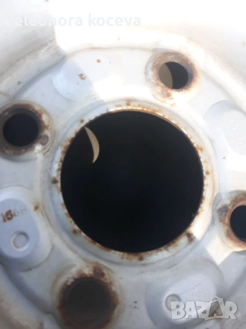 Джанта от каравана 13ц, снимка 2 - Гуми и джанти - 53617805