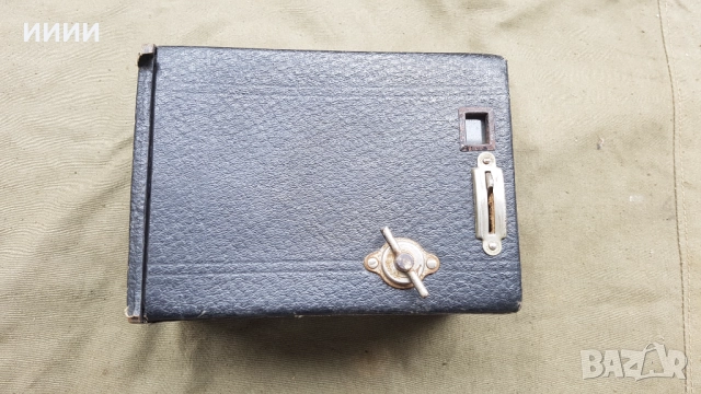 Канадски фотоапарат камера, снимка 2 - Антикварни и старинни предмети - 51881884