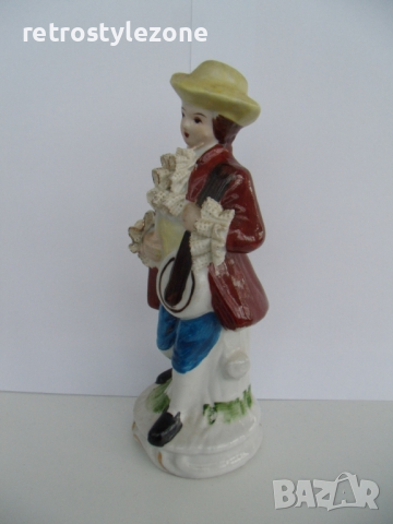 № 6130 стара порцеланова фигура - GESCHENK  - стикер / маркировка  , снимка 2 - Други ценни предмети - 36333478