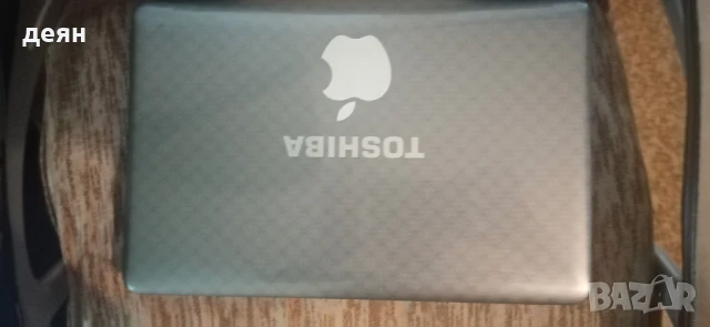 Продавам лап топ Thoshiba