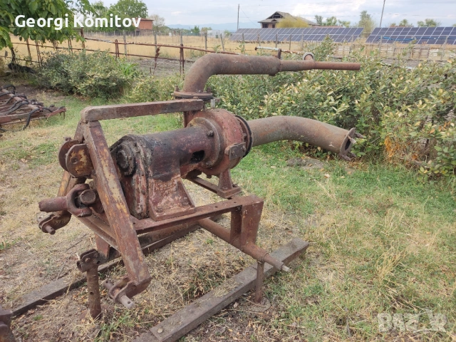 Прикачна помпа за трактор