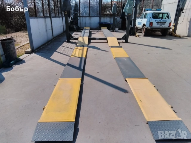 Пътеки за монтиране на стенд