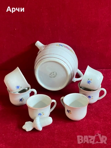 Ретро Български порцеланови сервизчета, снимка 8 - Сервизи - 53781669