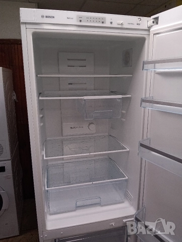Комбиниран хладилник с фризер Бош Bosch Total No Frost с 2 години гаранция!, снимка 2 - Хладилници - 52580103