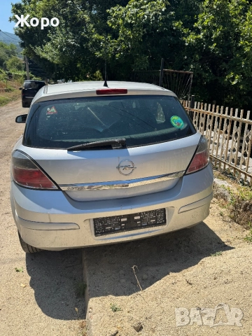 Opel Astra h 1.6 116коня на части, снимка 4 - Автомобили и джипове - 52519766
