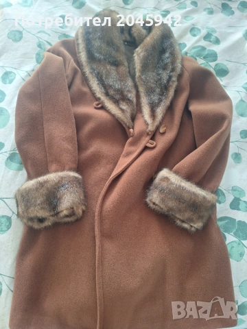 Дамско палто в кафяв цвят