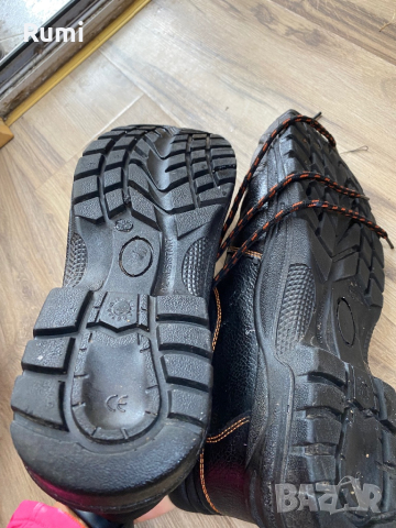 Мъжки кожени работни обувки SAFETI ! 44 н, снимка 4 - Мъжки боти - 44796192