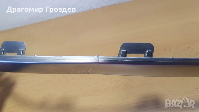 Лява лайстна за решетка в предна броня за Toyota Yaris / Тойота Ярис (2014-2017), снимка 6 - Части - 52532709