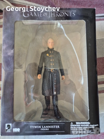 Колекционерска статуя на Tywin Lannister от Game of Thrones на Dark Horse Deluxe, снимка 2 - Колекции - 56193907