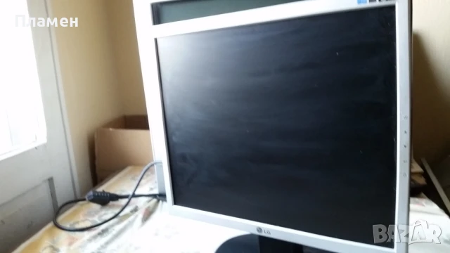 Монитор LG 17" Flatron L1752s-sf