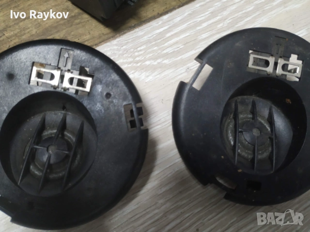 Колонки , пищтялки за  Volkswagen Golf 1H0035411 , снимка 2 - Части - 53032351