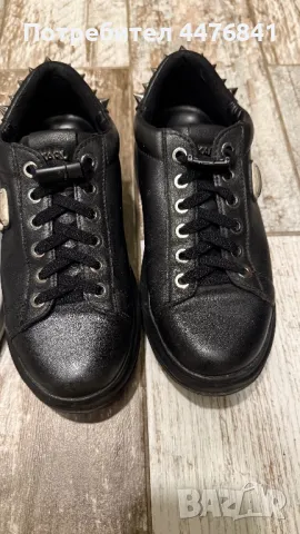 Karl Lagerfeld кецове