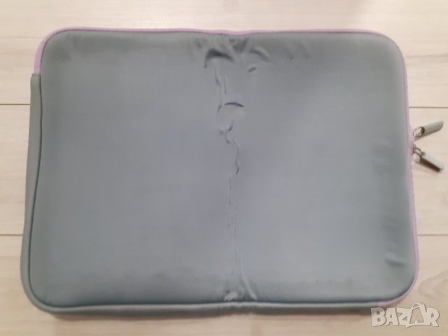 Мек упорен калъф за лаптоп Belkin, снимка 4 - Лаптоп аксесоари - 36027571