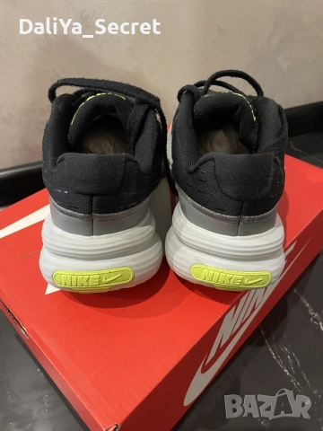 Маратонки Nike UPLIFT SC (GS) - размер 35,5, снимка 7 - Детски маратонки - 56235075