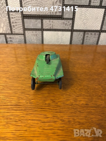 Тенекиена играчка 